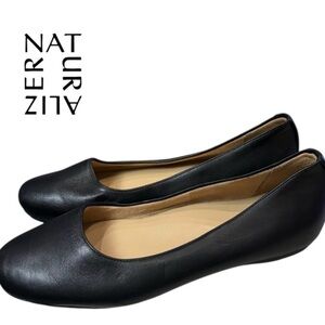Naturalizer Maxwell Black Leather Ballet Flats Size 10M EUC